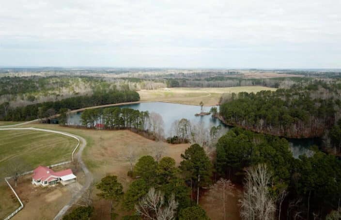 Alabama Cattle Farms Boasts Three Bodies of Water