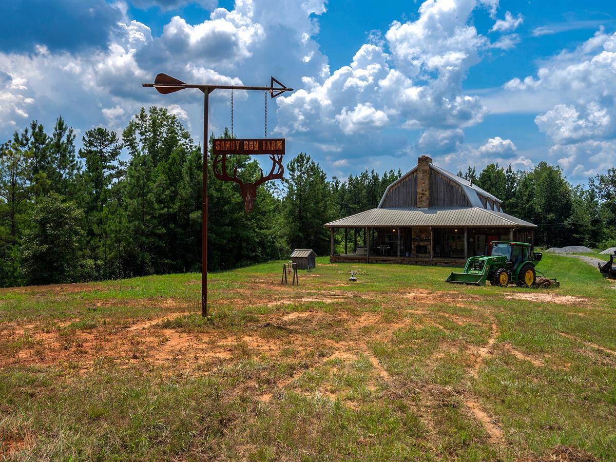 Large Acreage Recreational Opportunity Close to Lake Sinclair