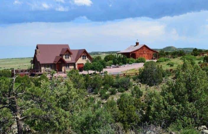 Lazy H Ranch with Sweeping Views of Pikes Peak