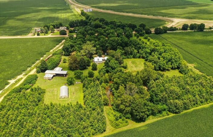Self-Sufficient Farm with Home