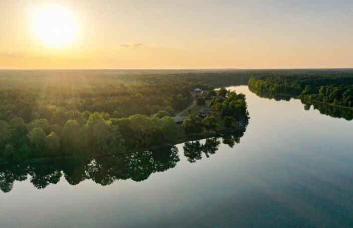 Waterfront Retreat on the Tombigbee River in West Alabama